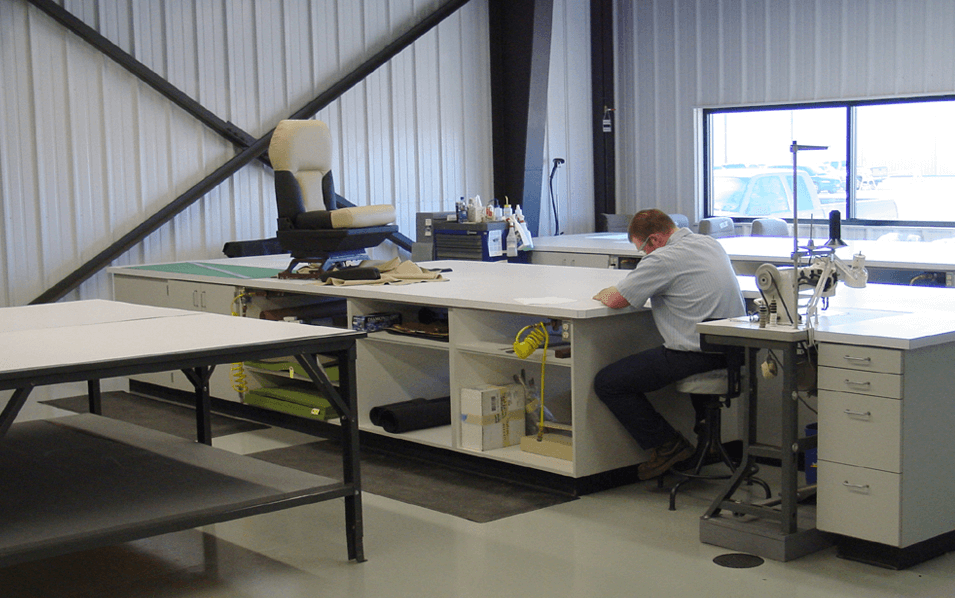 Elliott Aviation, Moline, IL Gallery 3