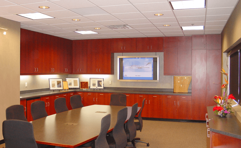 Elliott Aviation, Moline, IL Gallery 4